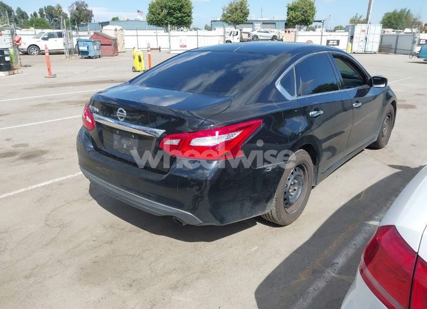 Photo 4 of 2017 Nissan Altima 2.5 (VIN 1N4AL3AP1HC154550)