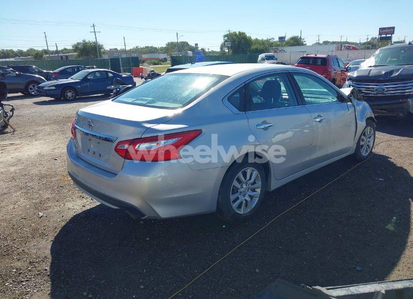 Photo 4 of 2017 Nissan Altima 2.5 S (VIN 1N4AL3AP1HC156511)