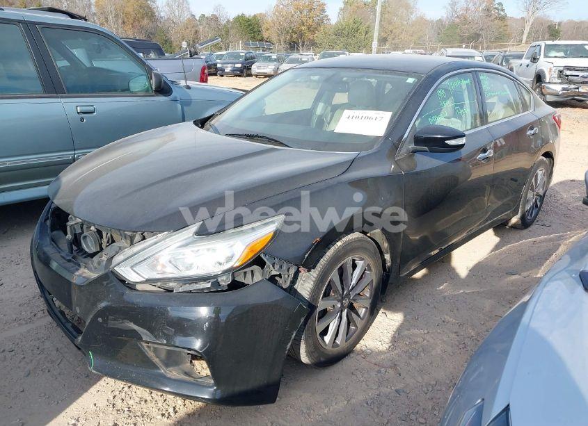 Photo 2 of 2017 Nissan Altima 2.5 SL (VIN 1N4AL3AP1HC159764)