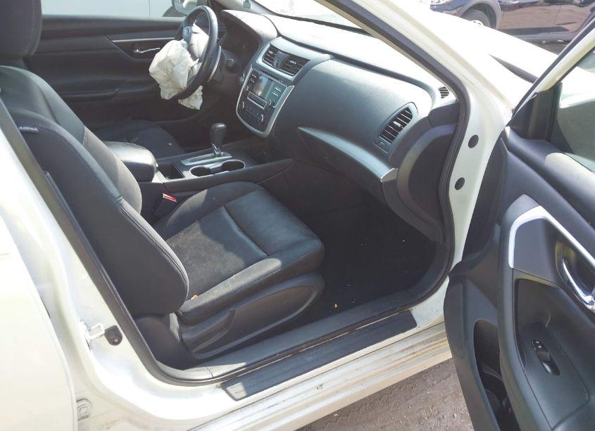 Photo 5 of 2017 Nissan Altima 2.5 SR (VIN 1N4AL3AP1HC160249)