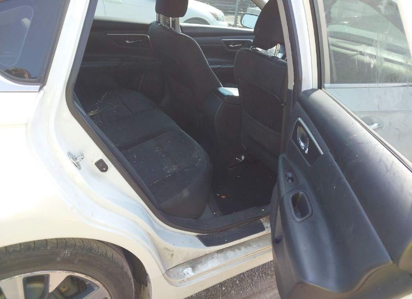 Photo 8 of 2017 Nissan Altima 2.5 SR (VIN 1N4AL3AP1HC160249)