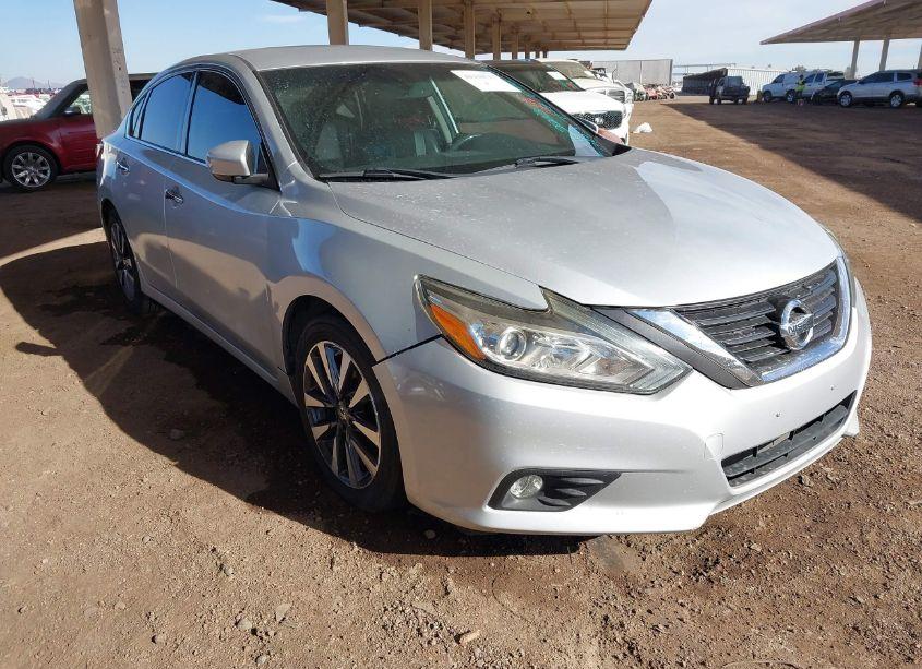 2017 Nissan Altima 2.5 SL (VIN 1N4AL3AP1HC162213) main photo