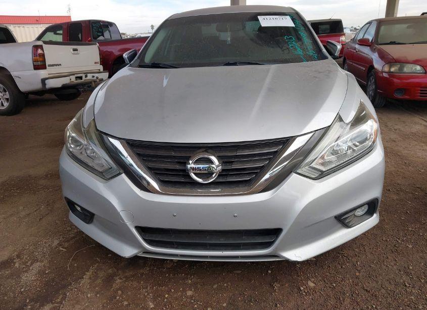 Photo 11 of 2017 Nissan Altima 2.5 SL (VIN 1N4AL3AP1HC162213)