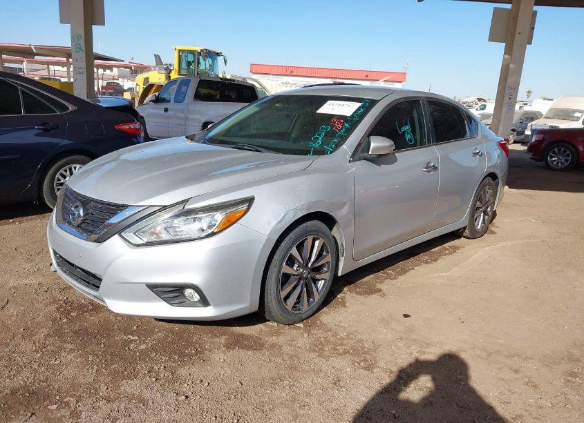 Photo 2 of 2017 Nissan Altima 2.5 SL (VIN 1N4AL3AP1HC162213)
