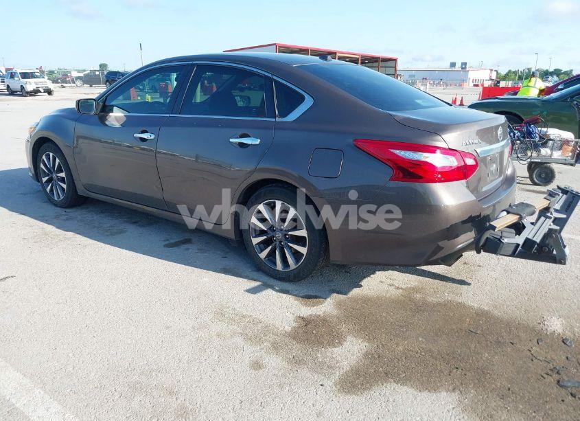 Photo 3 of 2017 Nissan Altima 2.5 SV (VIN 1N4AL3AP1HC170201)