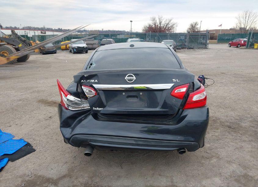Photo 16 of 2017 Nissan Altima 2.5 SL (VIN 1N4AL3AP1HC184972)