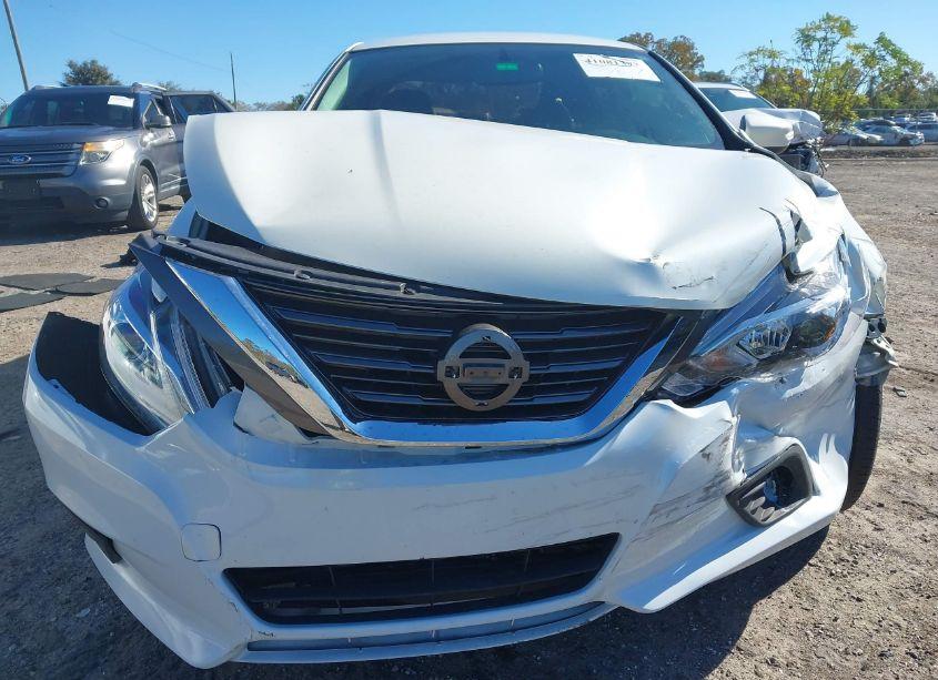 Photo 11 of 2017 Nissan Altima 2.5 SL (VIN 1N4AL3AP1HC186642)