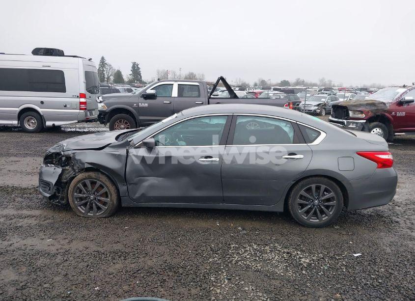 Photo 14 of 2017 Nissan Altima 2.5 SV (VIN 1N4AL3AP1HC187161)