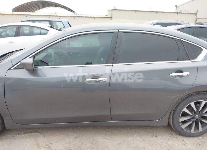 Photo 14 of 2017 Nissan Altima 2.5 SV (VIN 1N4AL3AP1HC190366)