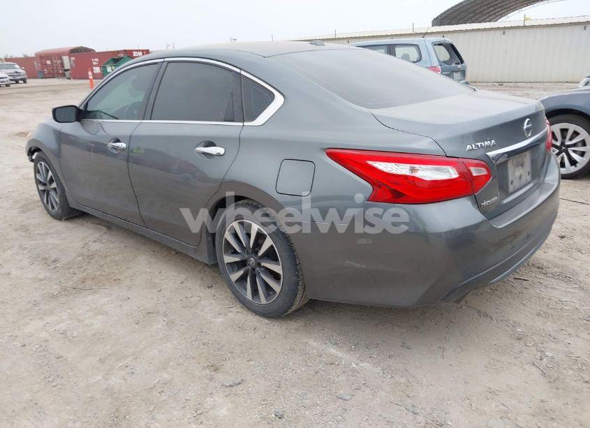 Photo 3 of 2017 Nissan Altima 2.5 SV (VIN 1N4AL3AP1HC190366)