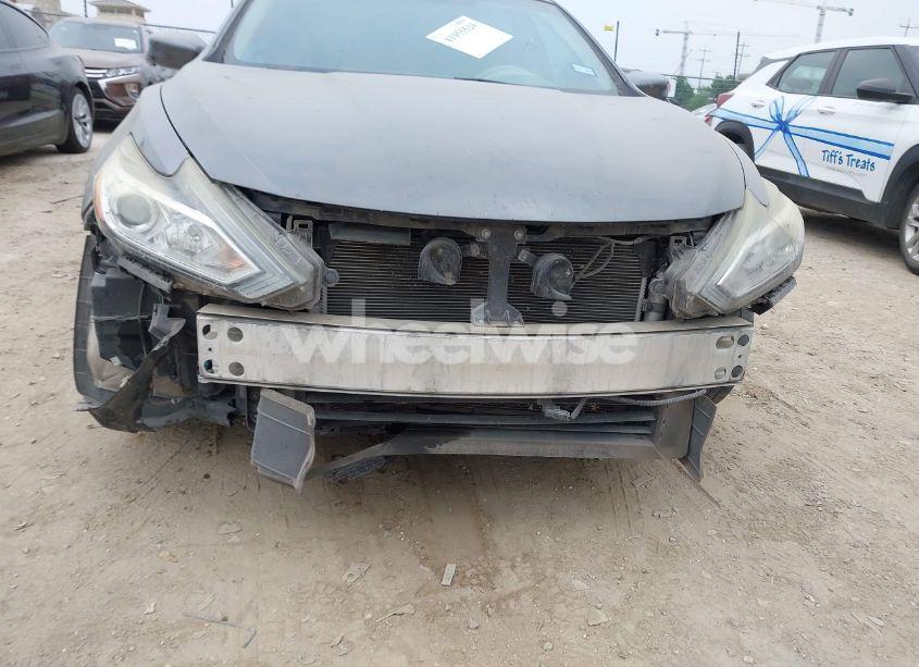 Photo 6 of 2017 Nissan Altima 2.5 SV (VIN 1N4AL3AP1HC190366)