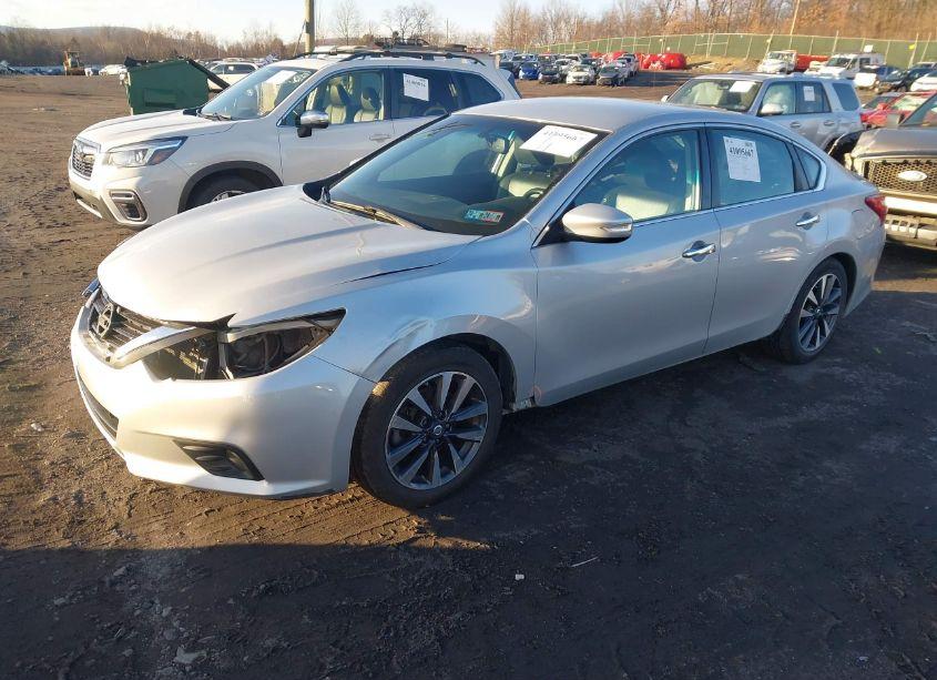 Photo 2 of 2017 Nissan Altima 2.5 SL (VIN 1N4AL3AP1HC192747)