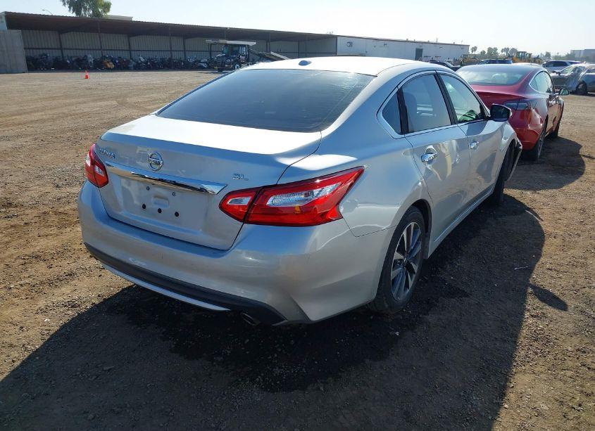 Photo 4 of 2017 Nissan Altima 2.5 SL (VIN 1N4AL3AP1HC200751)