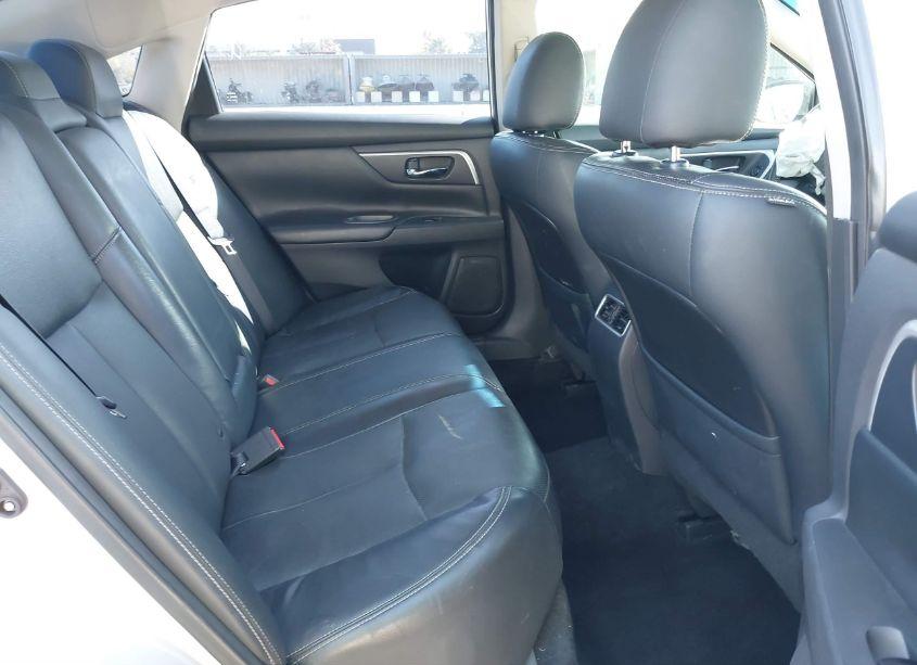 Photo 8 of 2017 Nissan Altima 2.5 SL (VIN 1N4AL3AP1HC200751)