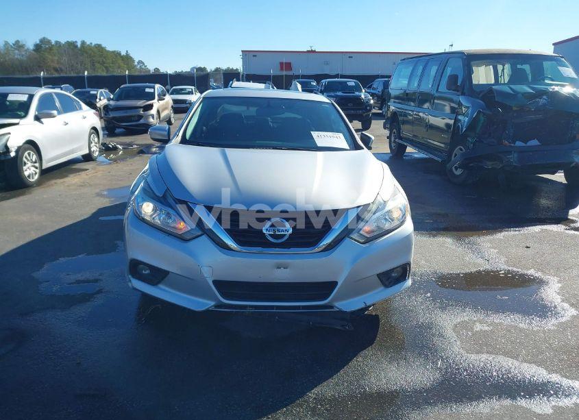 Photo 13 of 2017 Nissan Altima 2.5 SL (VIN 1N4AL3AP1HC202936)