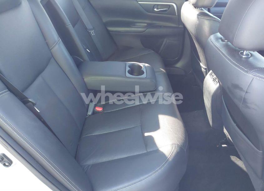 Photo 8 of 2017 Nissan Altima 2.5 SL (VIN 1N4AL3AP1HC202936)