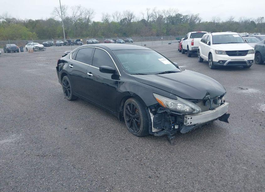 2017 Nissan Altima 2.5 SR (VIN 1N4AL3AP1HC205934) main photo