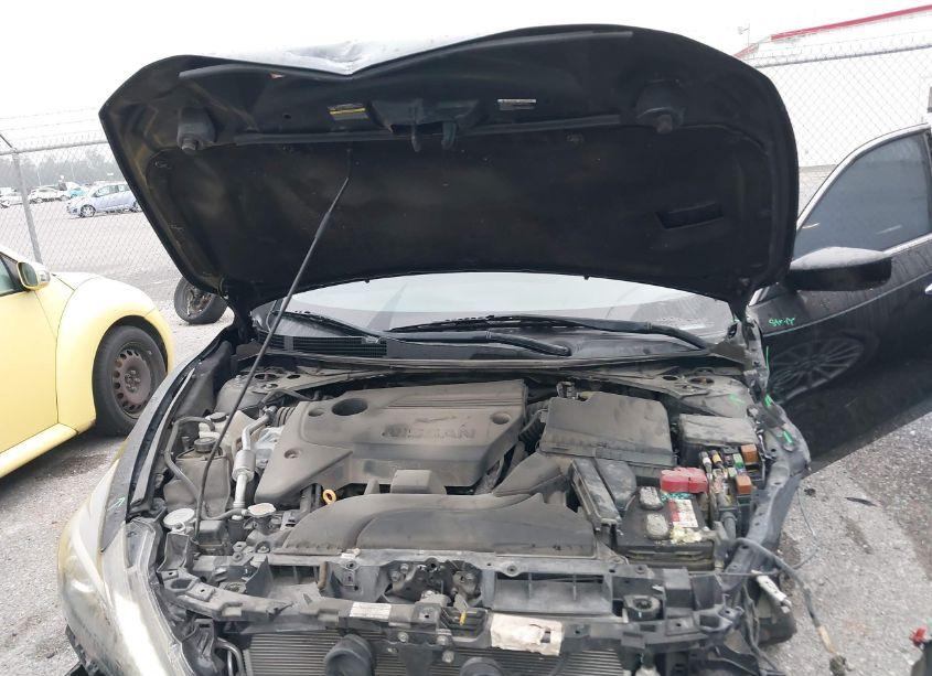 Photo 10 of 2017 Nissan Altima 2.5 SR (VIN 1N4AL3AP1HC205934)