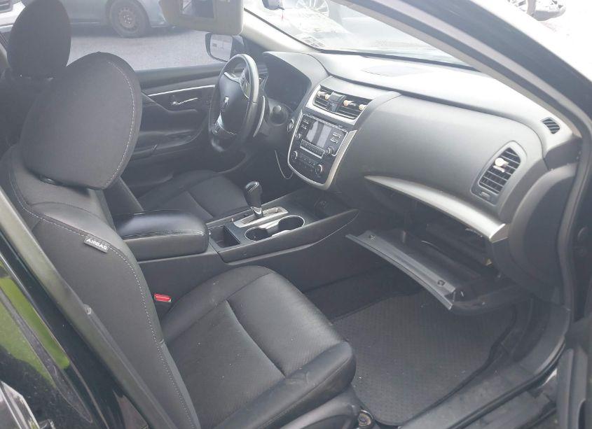 Photo 5 of 2017 Nissan Altima 2.5 SR (VIN 1N4AL3AP1HC205934)