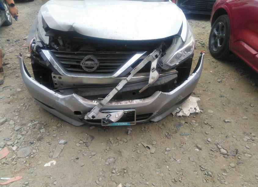 Photo 6 of 2017 Nissan Altima 2.5 SL (VIN 1N4AL3AP1HC213788)