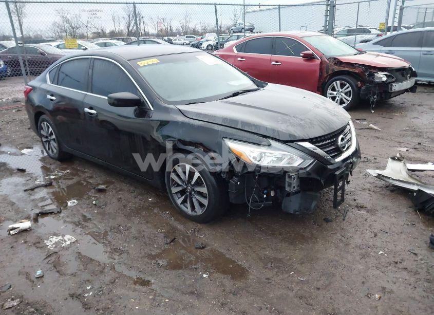 2017 Nissan Altima 2.5 SV (VIN 1N4AL3AP1HC224564) main photo