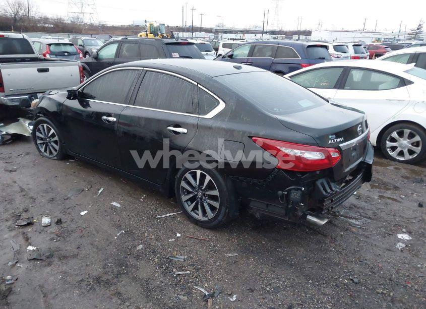Photo 3 of 2017 Nissan Altima 2.5 SV (VIN 1N4AL3AP1HC224564)