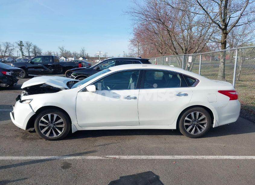 Photo 14 of 2017 Nissan Altima 2.5 SV (VIN 1N4AL3AP1HC225309)