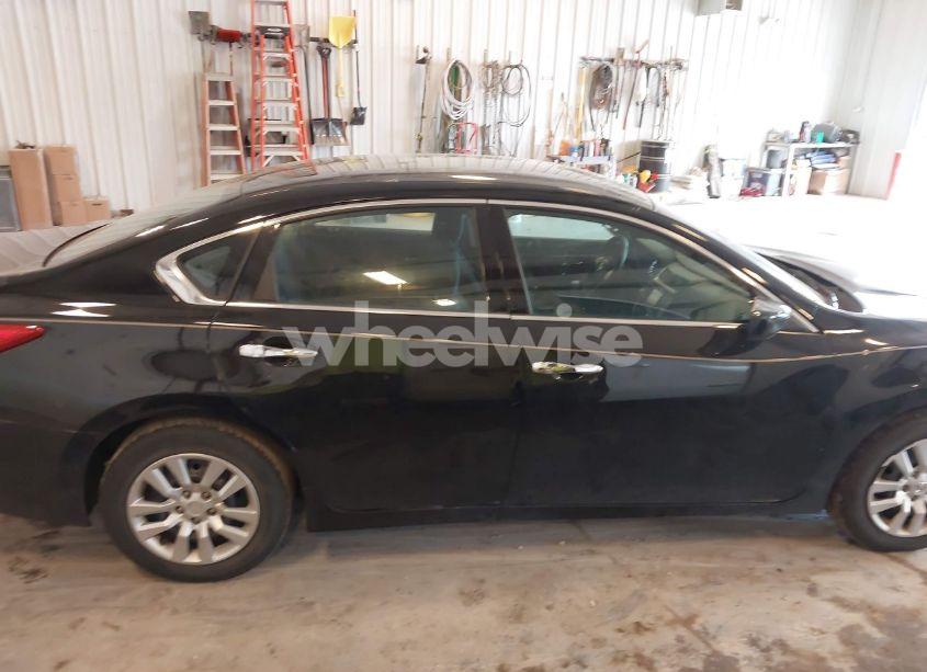 Photo 13 of 2017 Nissan Altima 2.5 S (VIN 1N4AL3AP1HC226332)