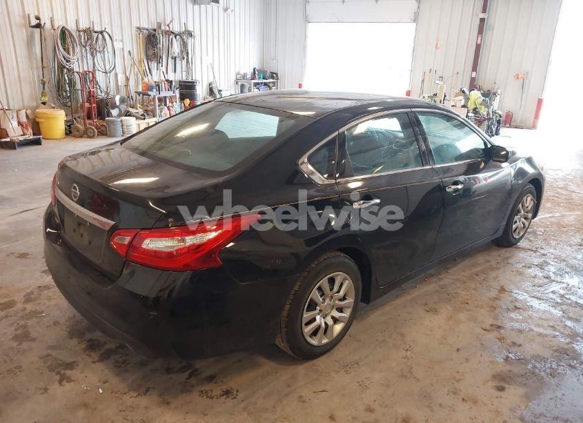 Photo 4 of 2017 Nissan Altima 2.5 S (VIN 1N4AL3AP1HC226332)