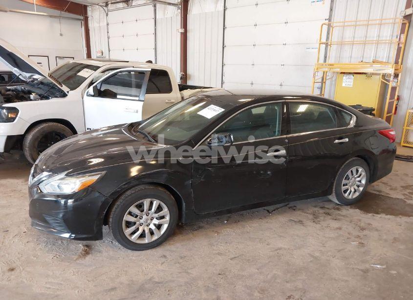 Photo 6 of 2017 Nissan Altima 2.5 S (VIN 1N4AL3AP1HC226332)