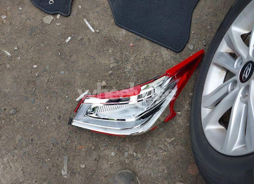 Photo 12 of 2017 Nissan Altima 2.5 SV (VIN 1N4AL3AP1HC236200)