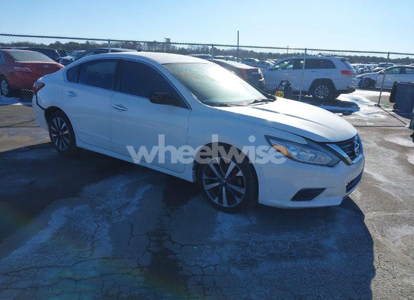 2017 Nissan Altima 2.5 S (VIN 1N4AL3AP1HC241011) main photo