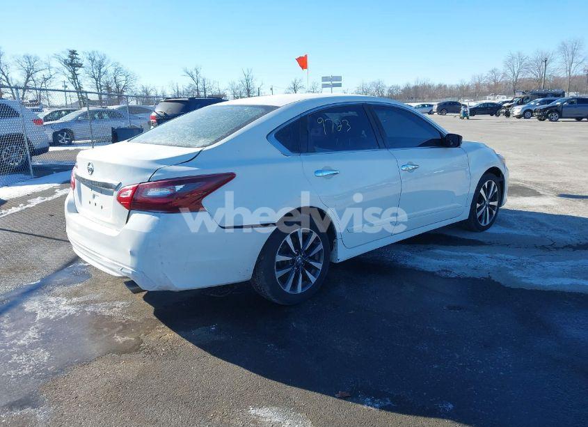 Photo 4 of 2017 Nissan Altima 2.5 S (VIN 1N4AL3AP1HC241011)