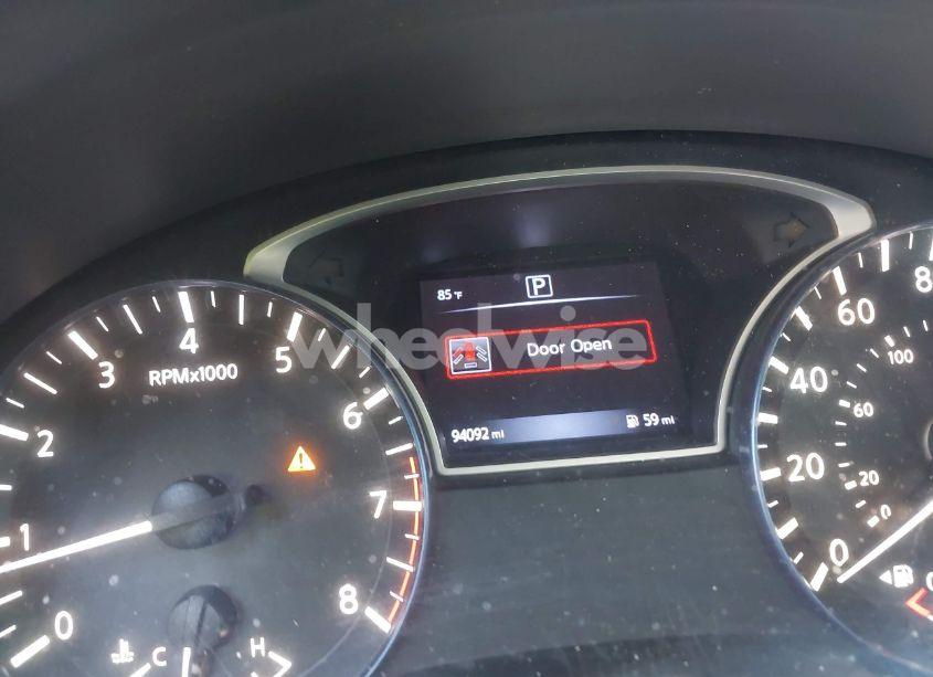 Photo 15 of 2017 Nissan Altima 2.5 SR (VIN 1N4AL3AP1HC242627)