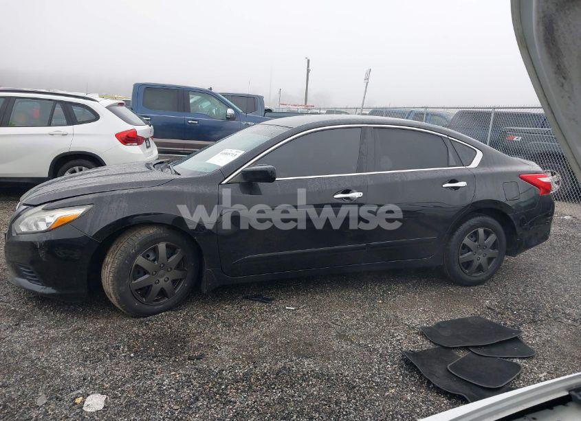 Photo 15 of 2017 Nissan Altima 2.5 S (VIN 1N4AL3AP1HC244569)