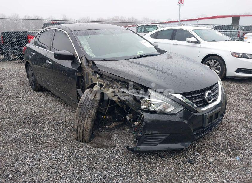 Photo 6 of 2017 Nissan Altima 2.5 S (VIN 1N4AL3AP1HC244569)