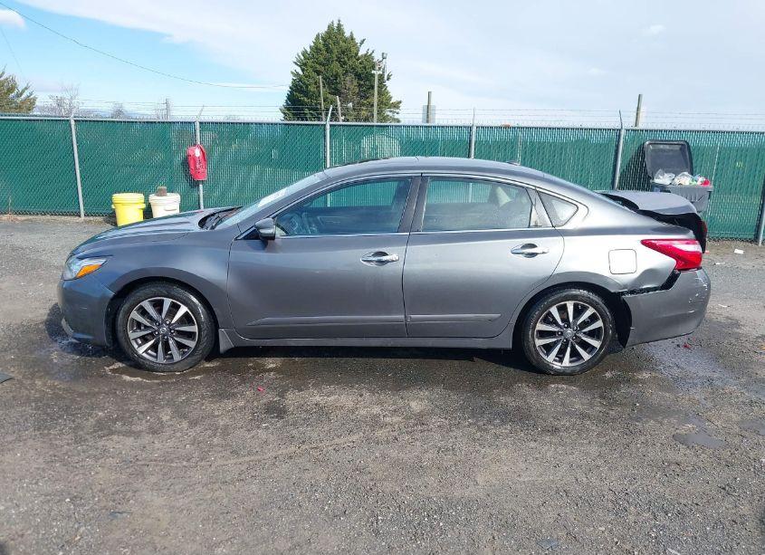 Photo 14 of 2017 Nissan Altima 2.5 SV (VIN 1N4AL3AP1HC251926)