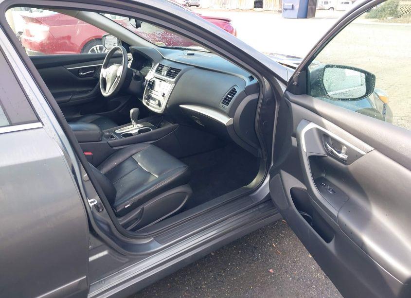 Photo 5 of 2017 Nissan Altima 2.5 SV (VIN 1N4AL3AP1HC251926)