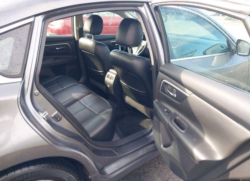 Photo 8 of 2017 Nissan Altima 2.5 SV (VIN 1N4AL3AP1HC251926)