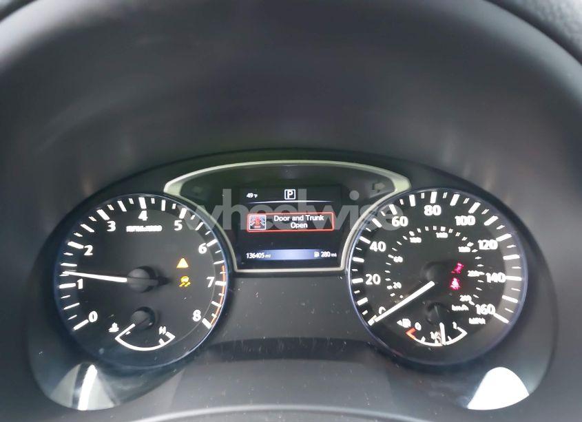 Photo 15 of 2017 Nissan Altima 2.5 SR (VIN 1N4AL3AP1HC274431)