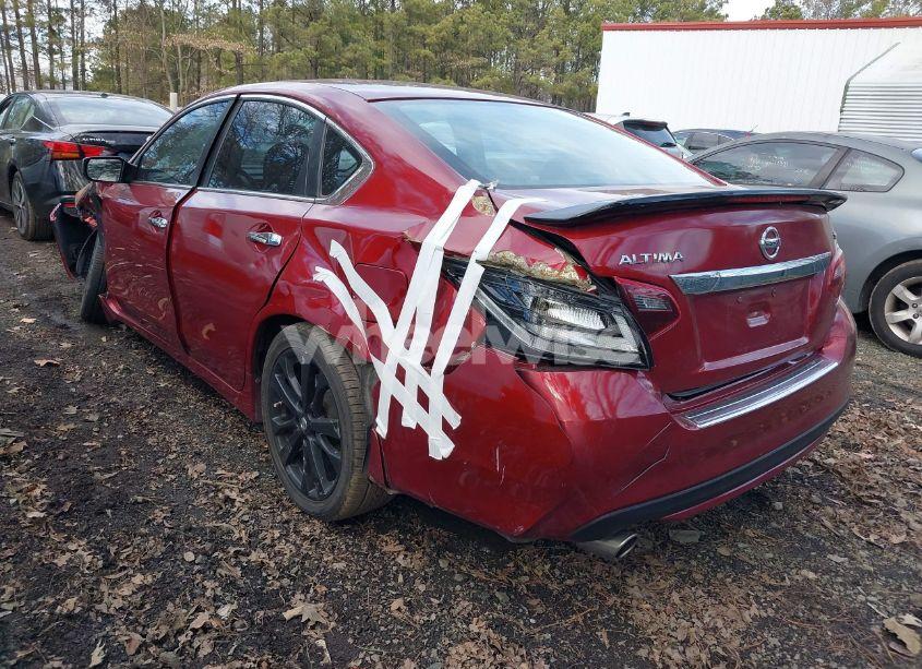 Photo 3 of 2017 Nissan Altima 2.5 SR (VIN 1N4AL3AP1HC274431)