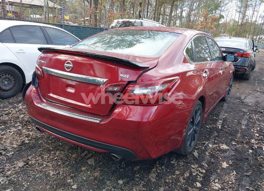 Photo 4 of 2017 Nissan Altima 2.5 SR (VIN 1N4AL3AP1HC274431)