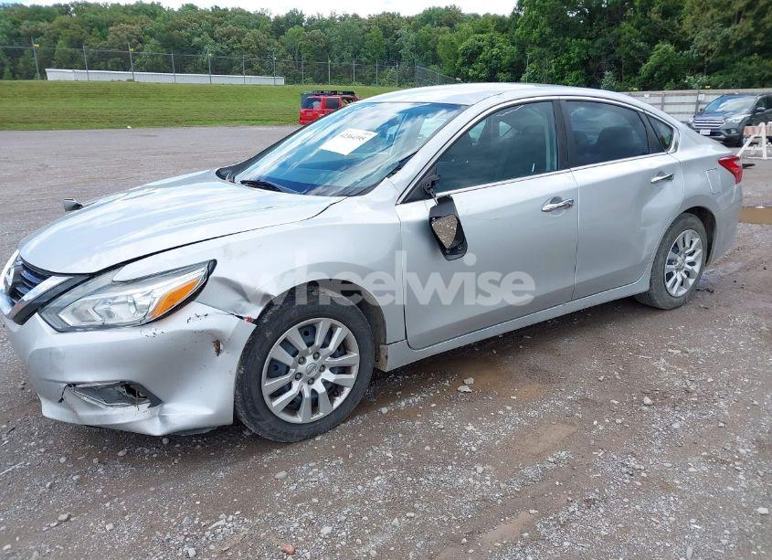 Photo 2 of 2017 Nissan Altima 2.5 S (VIN 1N4AL3AP1HC291908)