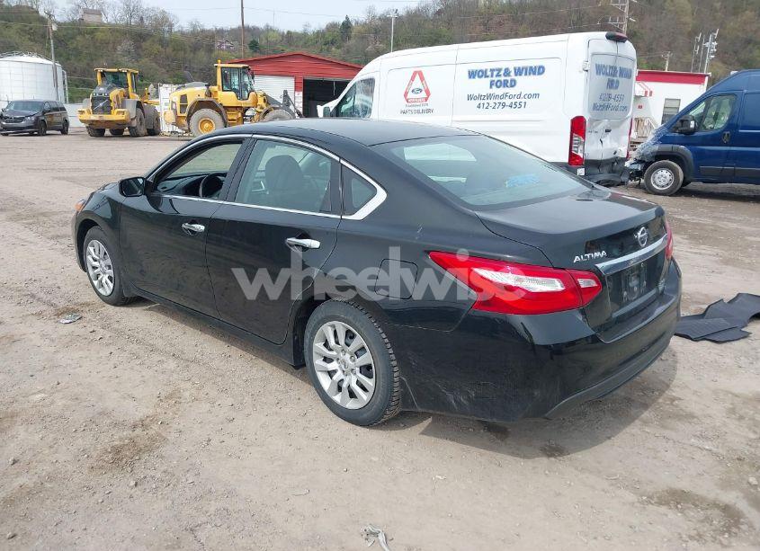 Photo 3 of 2017 Nissan Altima 2.5 S (VIN 1N4AL3AP1HC295649)