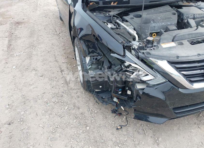 Photo 6 of 2017 Nissan Altima 2.5 S (VIN 1N4AL3AP1HC295649)