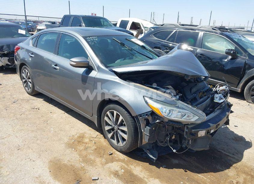 2017 Nissan Altima 2.5 SV (VIN 1N4AL3AP1HC297434) main photo