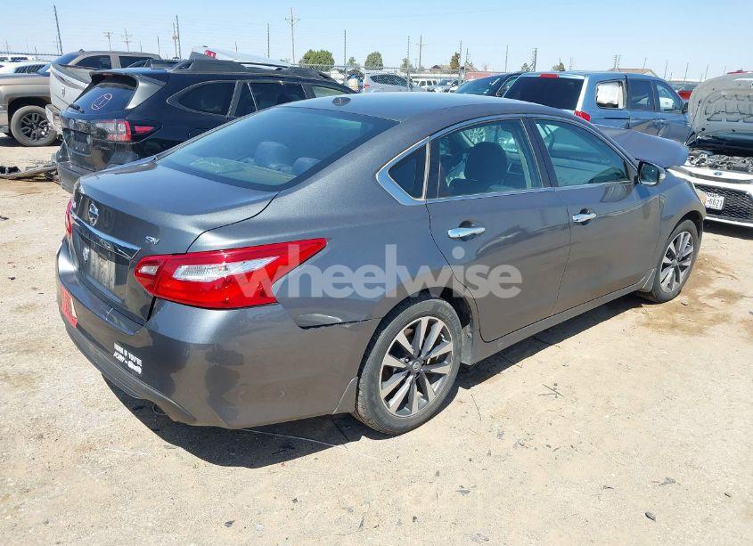 Photo 4 of 2017 Nissan Altima 2.5 SV (VIN 1N4AL3AP1HC297434)
