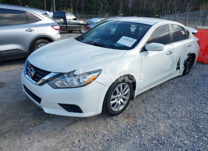 Photo 2 of 2017 Nissan Altima 2.5 S (VIN 1N4AL3AP1HC299216)