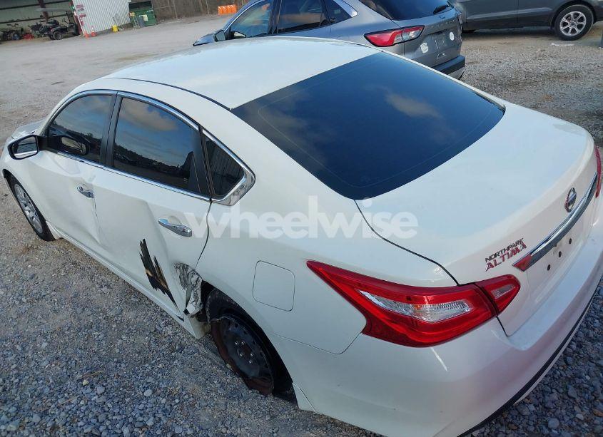 Photo 3 of 2017 Nissan Altima 2.5 S (VIN 1N4AL3AP1HC299216)