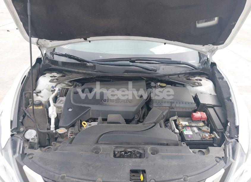 Photo 10 of 2017 Nissan Altima 2.5 S (VIN 1N4AL3AP1HC470613)